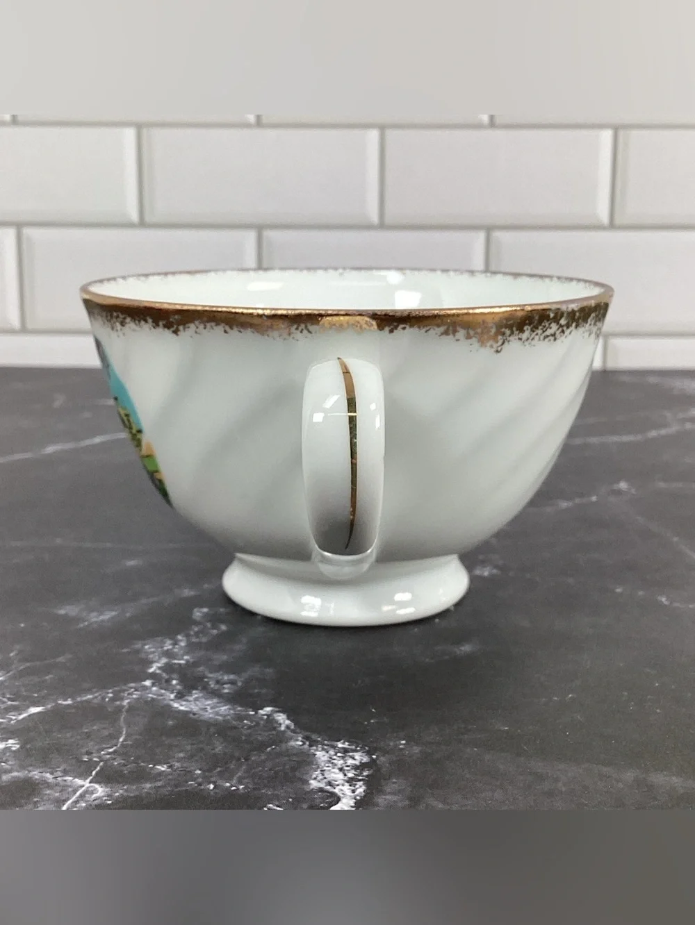 Vintage Collectible Kentucky Souvenir With Gold Trim Tea Cup And Saucer